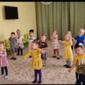 В КГКП «Детском саду «Ручеек» средней группе прошло организованная деятельность по музыке на тему «Дождик».