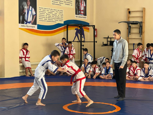 «Қазақ күрес»