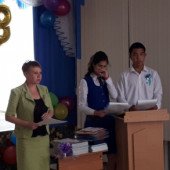 Торжественное вручение аттестатов об окончании среднего образования 9-х классов