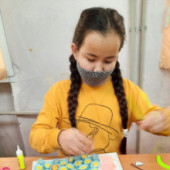 Көркемөнер бөлімінде Сәндік қолданбалы өнер пәні бойынша 3 сынып оқушыларымен «Квилинг» тақырыбында ашық сабақ