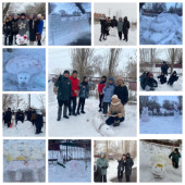 5-6 января 2023 года учащиеся школы - лицея в целях интересного проведения зимних каникул создали снежные скульптуры 